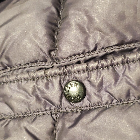 COPY - Moncler puffer - Picture 4 of 10